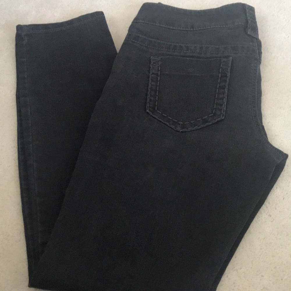 Size M Black Jeans